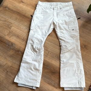 Women’s ski pants size large